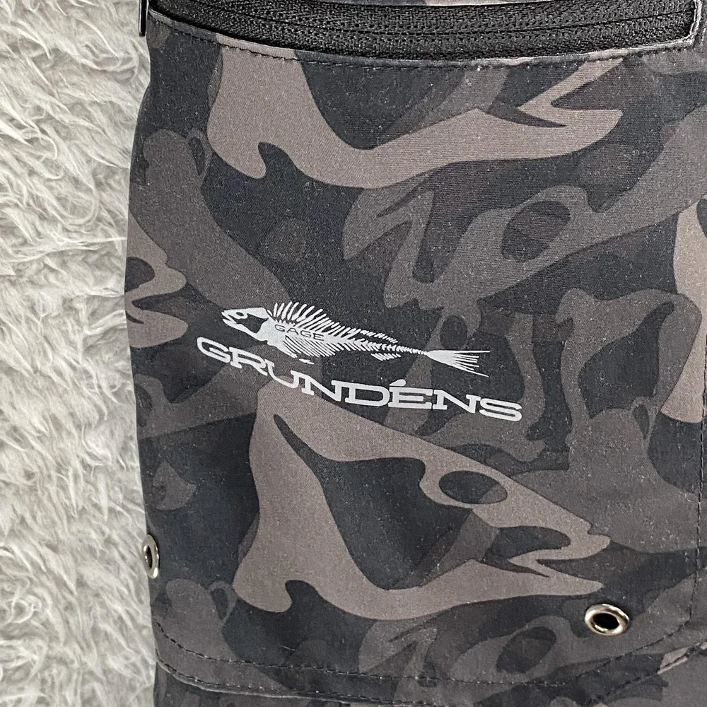 Grundens Board Shorts Mens 34 Camo Fish Head Quick Dry Stretch Gray‎ Beach Surf